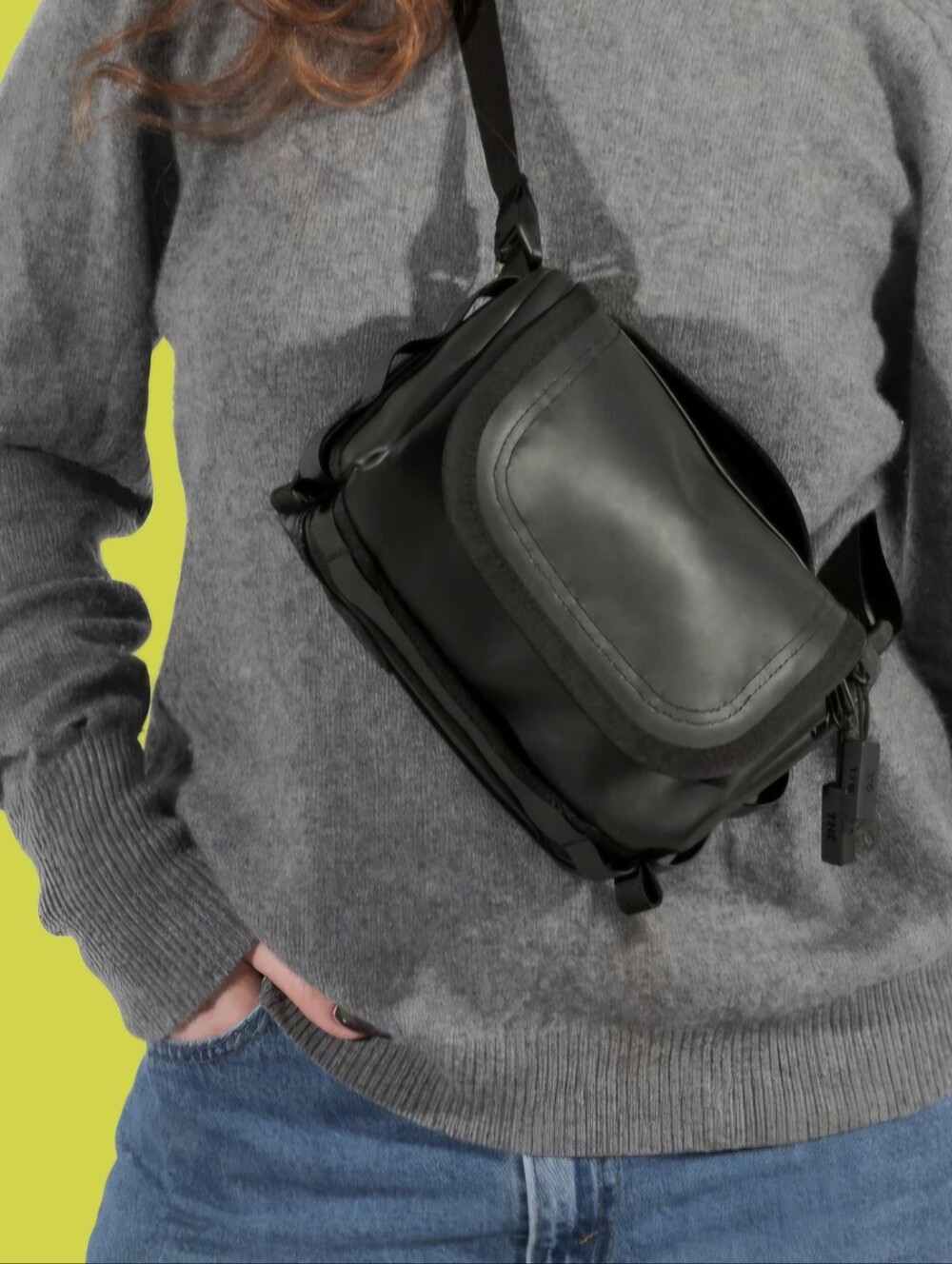 Baboon To the moon . Go-bag Micro